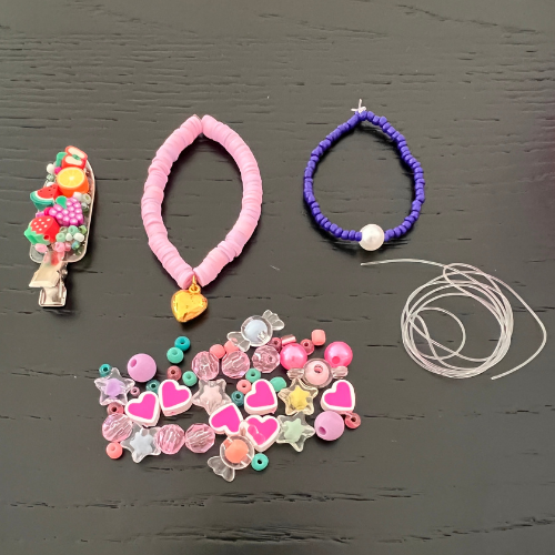 Armbandenset met Haarclip en extra kralen